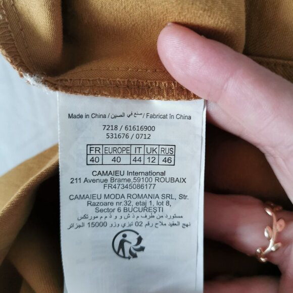 Skirt (Size M) - Picture 5 of 6